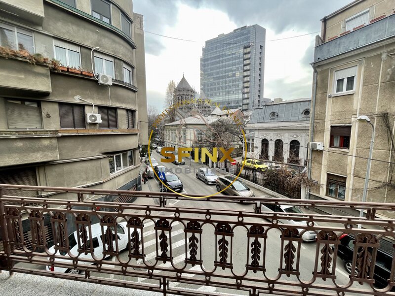Armeneasca, apartament in vila, 77 mp utili.